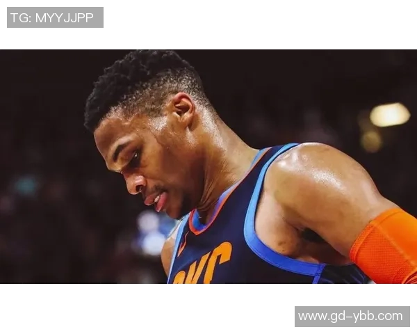 拉塞尔威斯布鲁克的篮球传奇与职业生涯的辉煌历程探讨